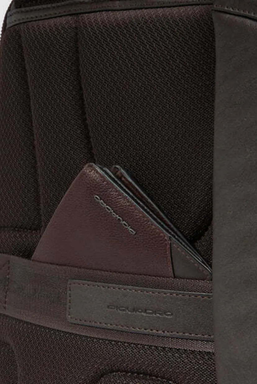 Рюкзак для ноутбука Piquadro Black Square/Tobacco 8